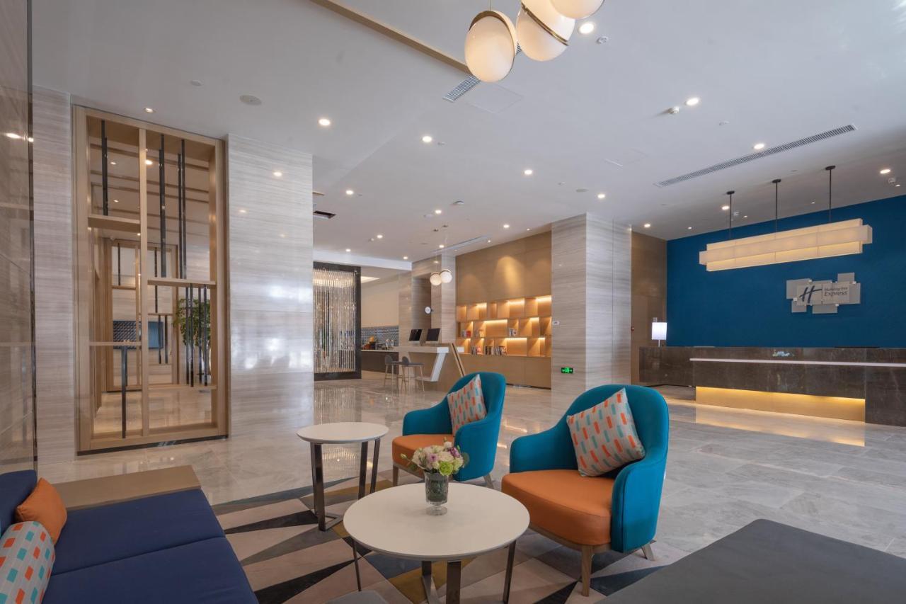 Holiday Inn Express Kaifeng City Center By Ihg Zewnętrze zdjęcie