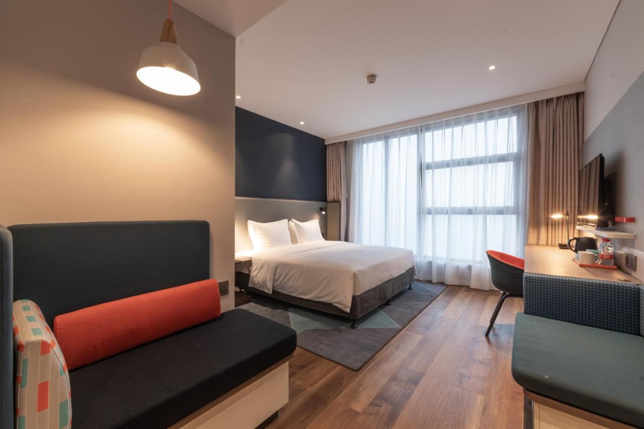 Holiday Inn Express Kaifeng City Center By Ihg Zewnętrze zdjęcie