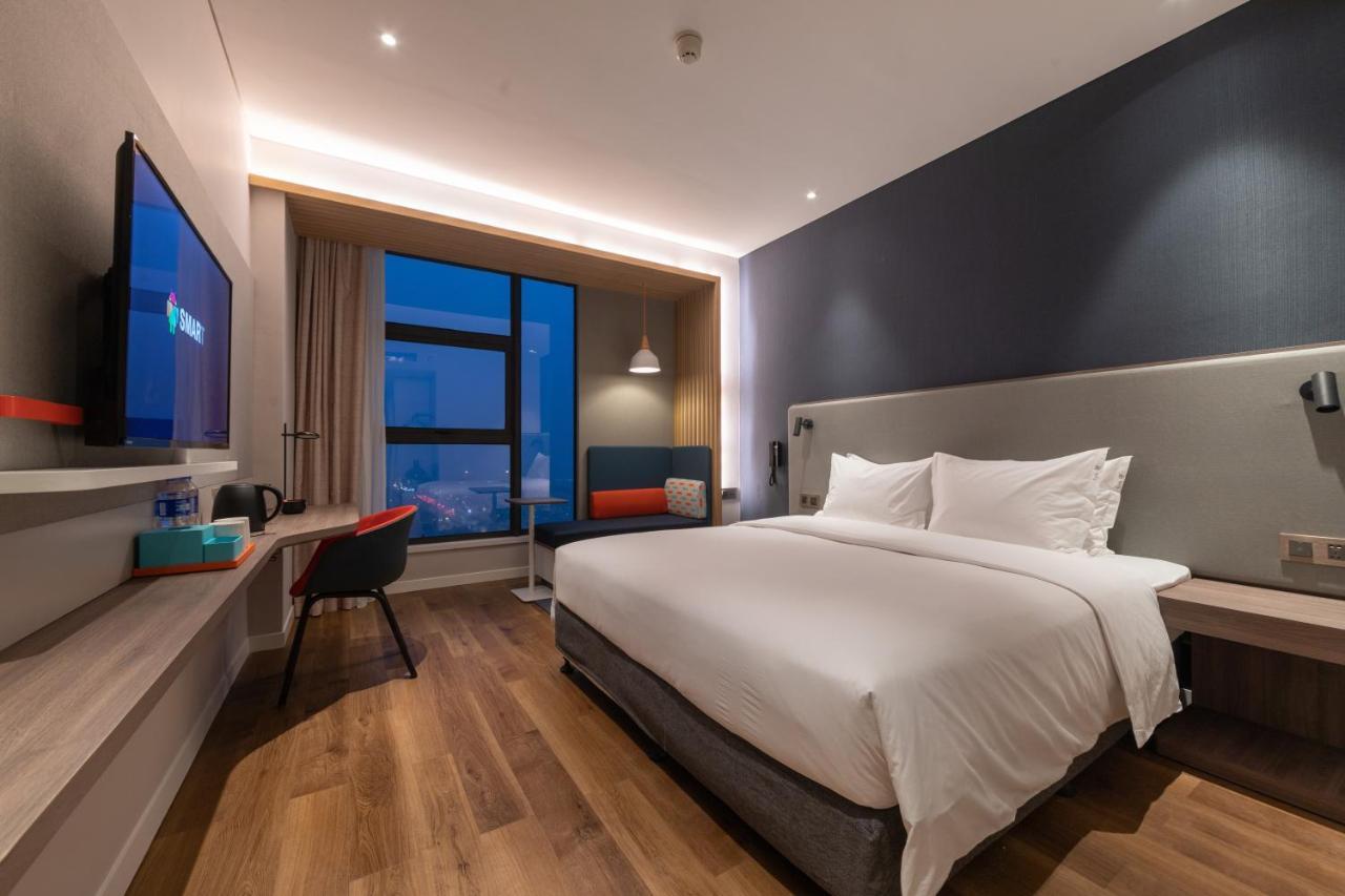 Holiday Inn Express Kaifeng City Center By Ihg Zewnętrze zdjęcie